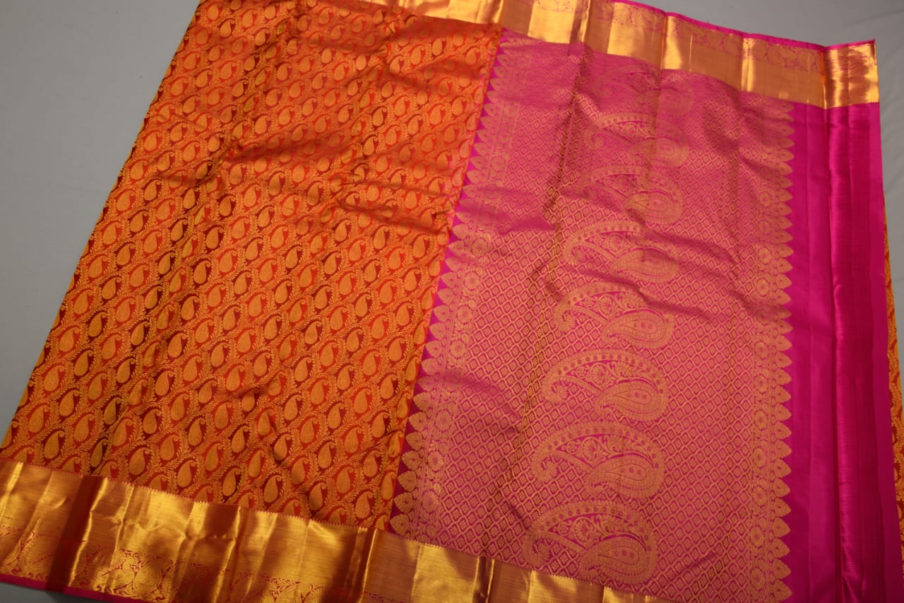 Beautiful Dark Red Kanchipuram Soft Silk Saree - Vinsa Fashion